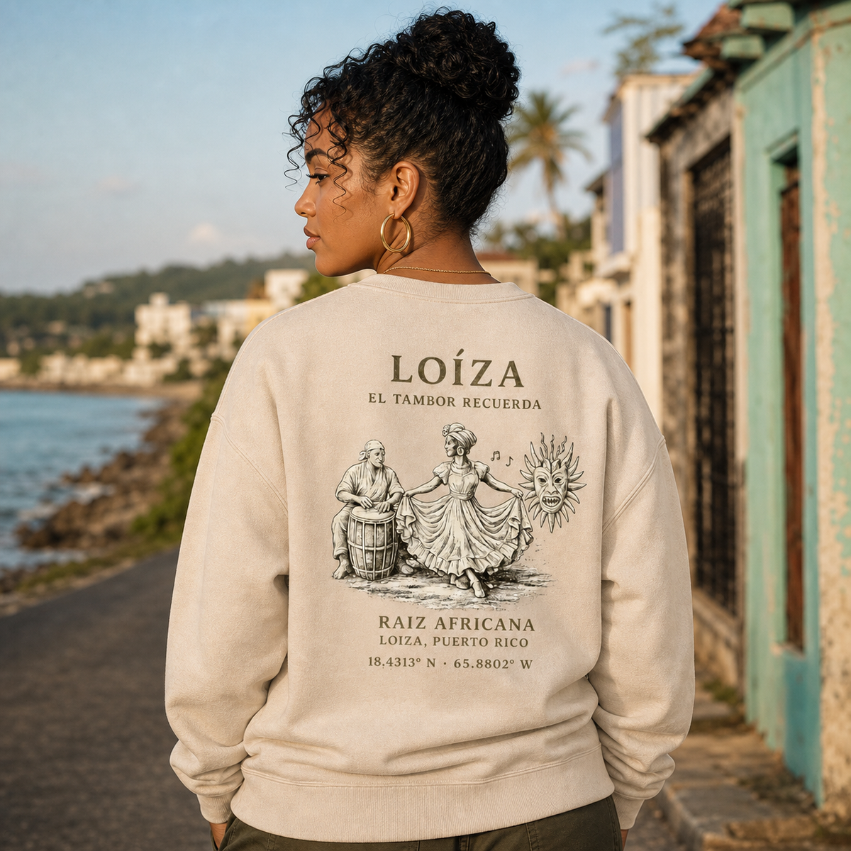 Loíza Back Reveal on a female model