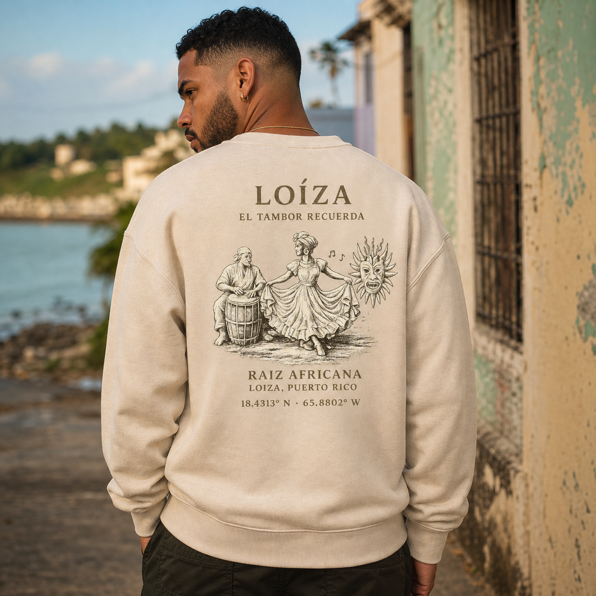 Loíza Back Reveal on a male model